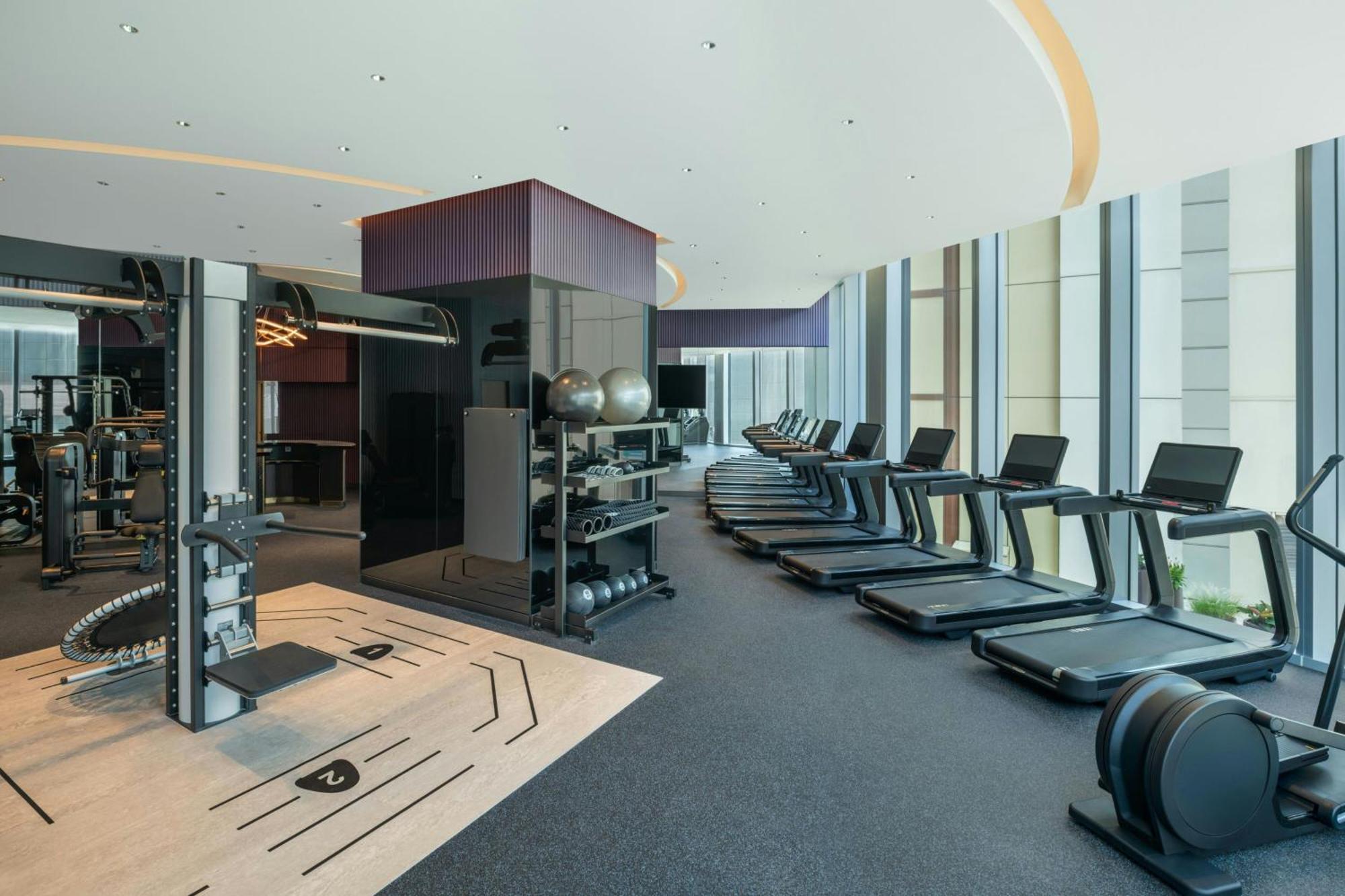 W Macau - Studio City Dış mekan fotoğraf The gym at The Hari