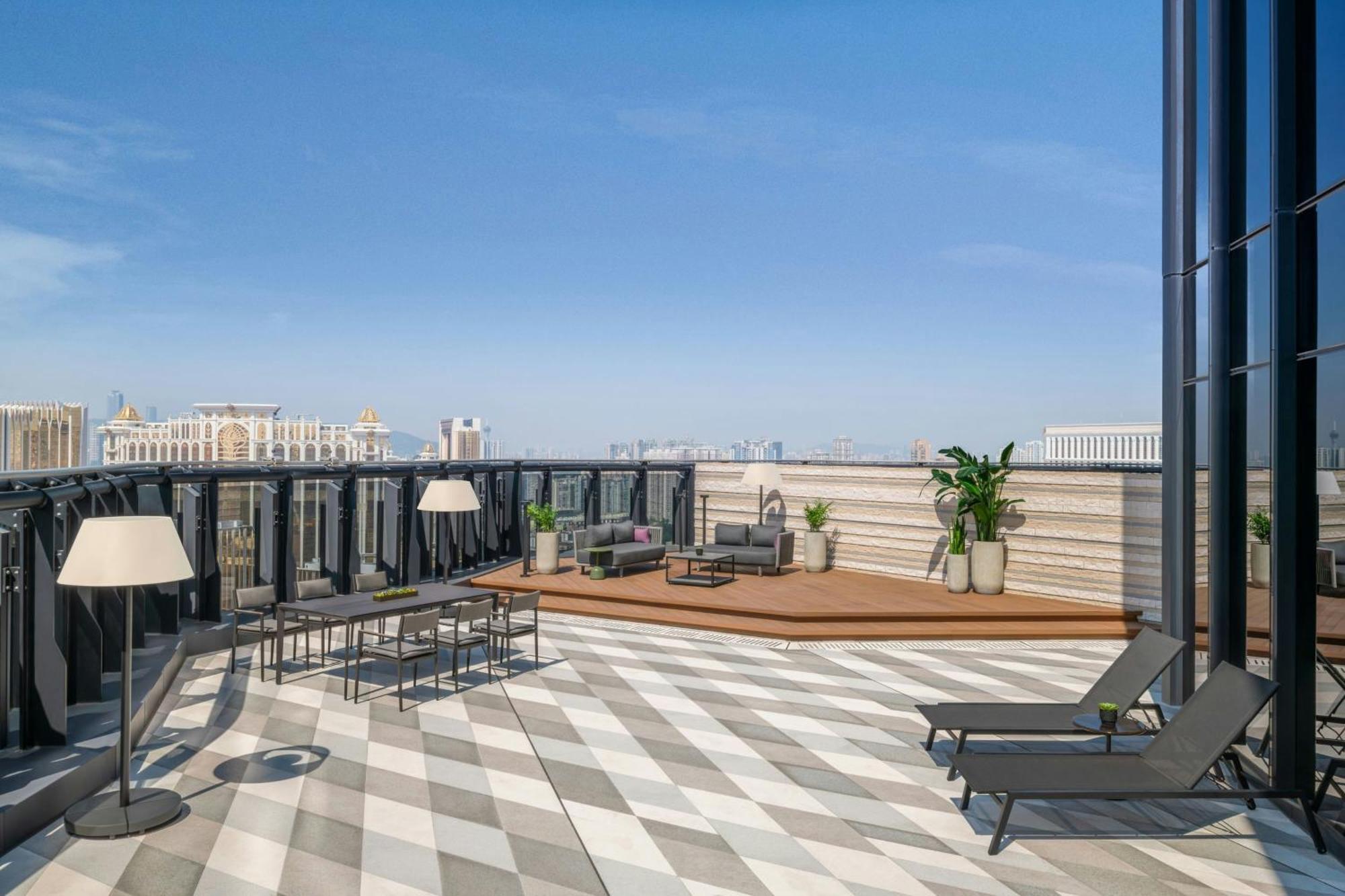 W Macau - Studio City Dış mekan fotoğraf The rooftop terrace