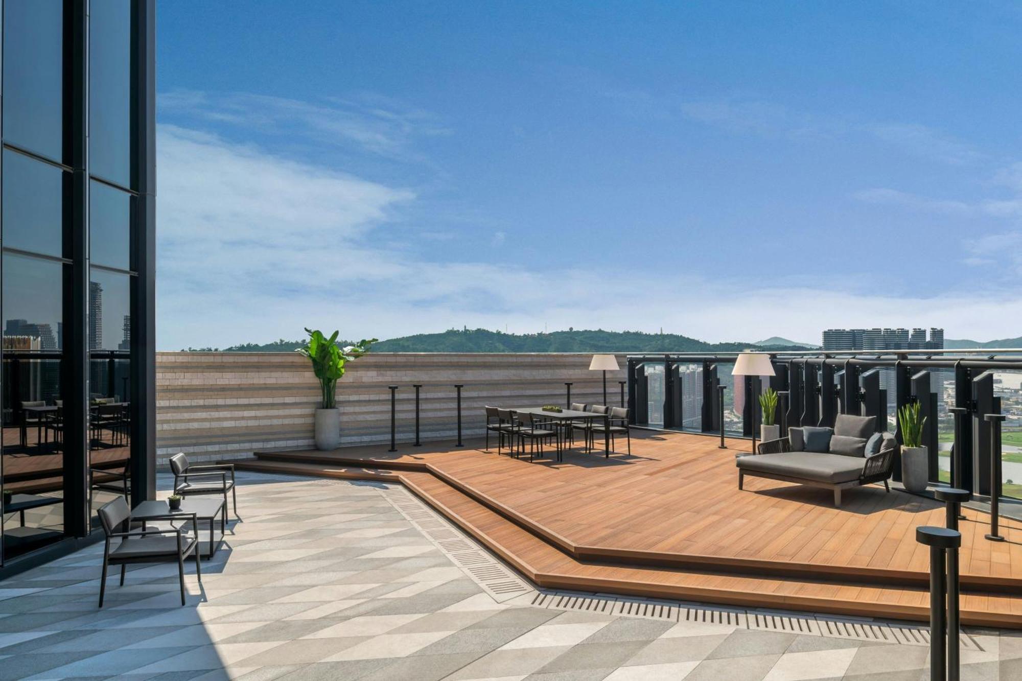 W Macau - Studio City Dış mekan fotoğraf The rooftop terrace