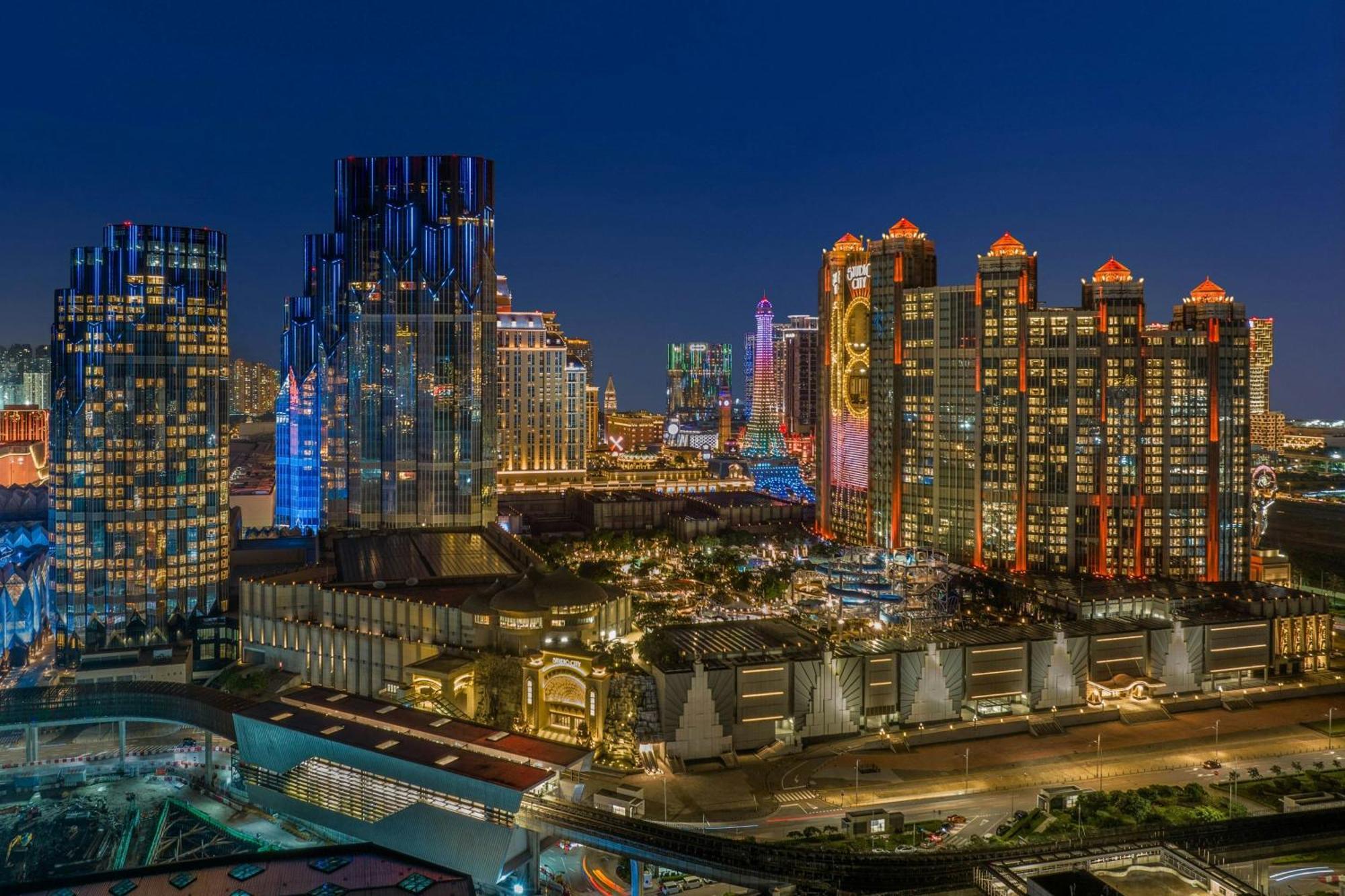 W Macau - Studio City Dış mekan fotoğraf View of the district